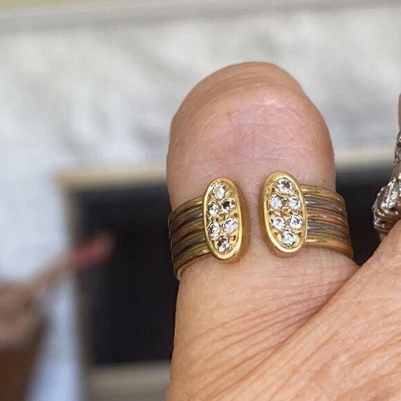18K Tri-Gold White, Yellow, Rose Gold Diamond Ring VS1-VS2 - Picture 2 of 8